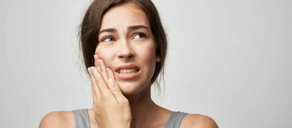 what-are-the-most-common-problems-with-dental-implants-clinic-vitality